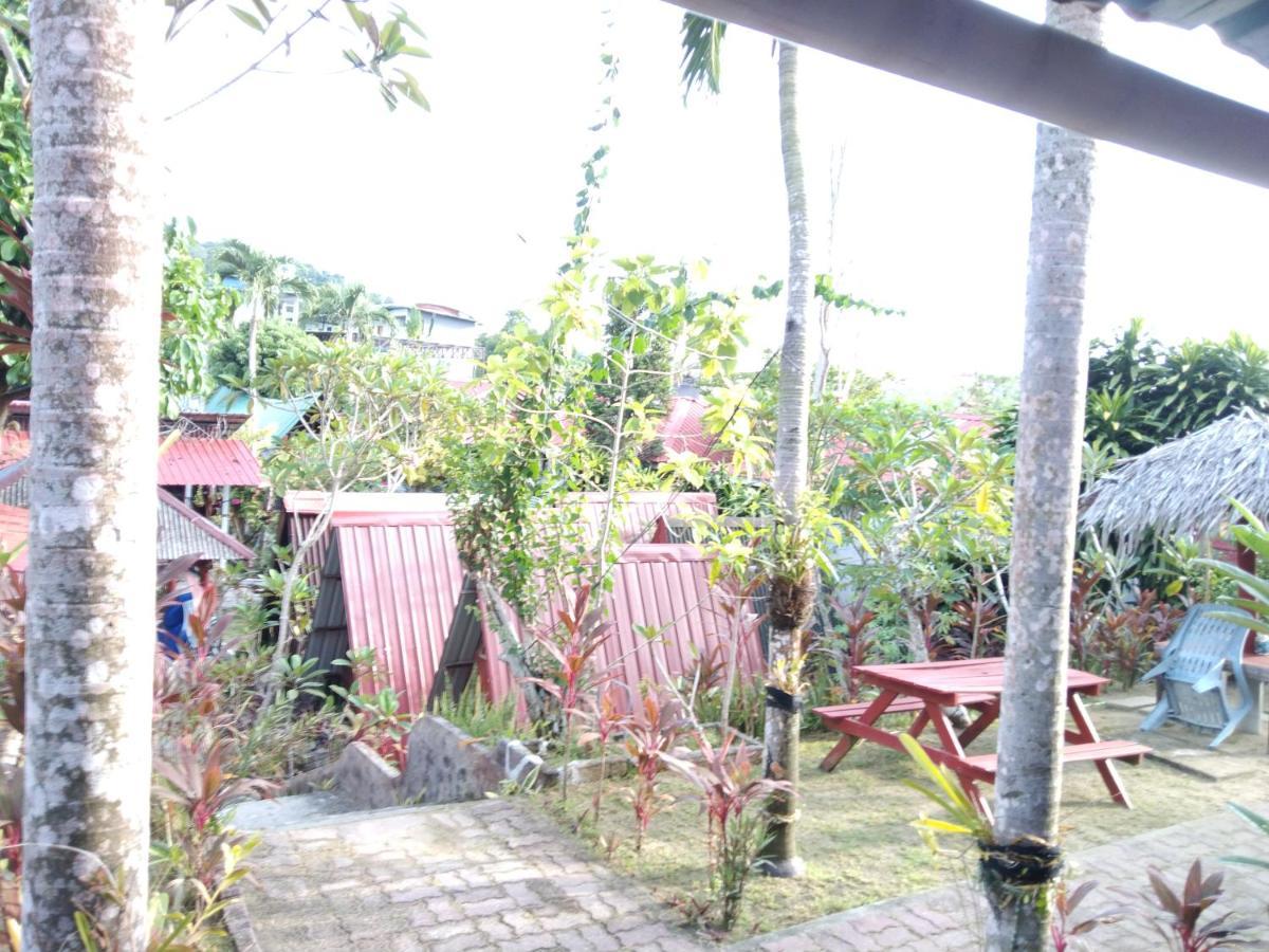 Готель Nazri Nipah Camp Pangkor Кампунг-Телюк-Ніпа Екстер'єр фото
