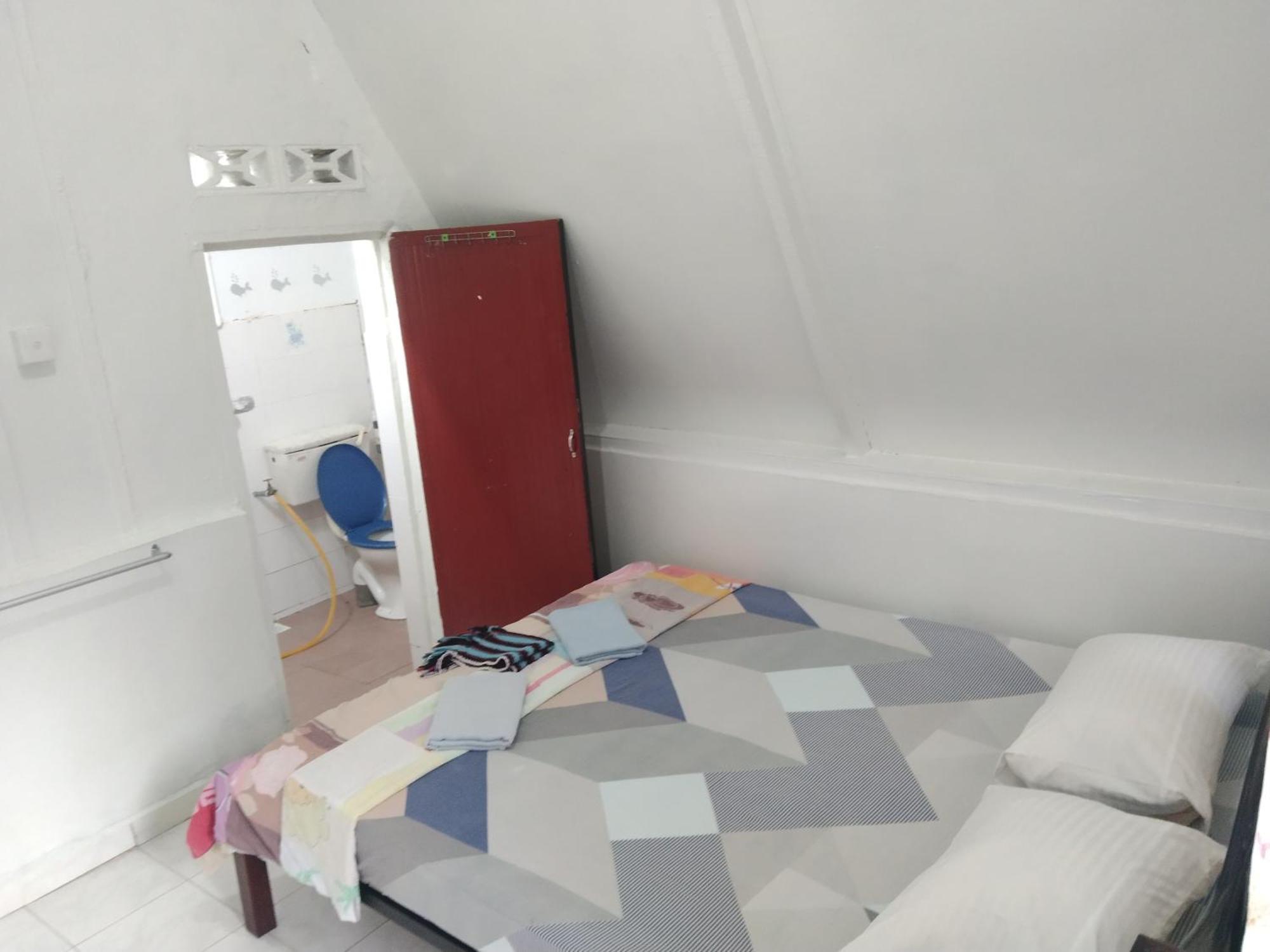 Готель Nazri Nipah Camp Pangkor Кампунг-Телюк-Ніпа Номер фото