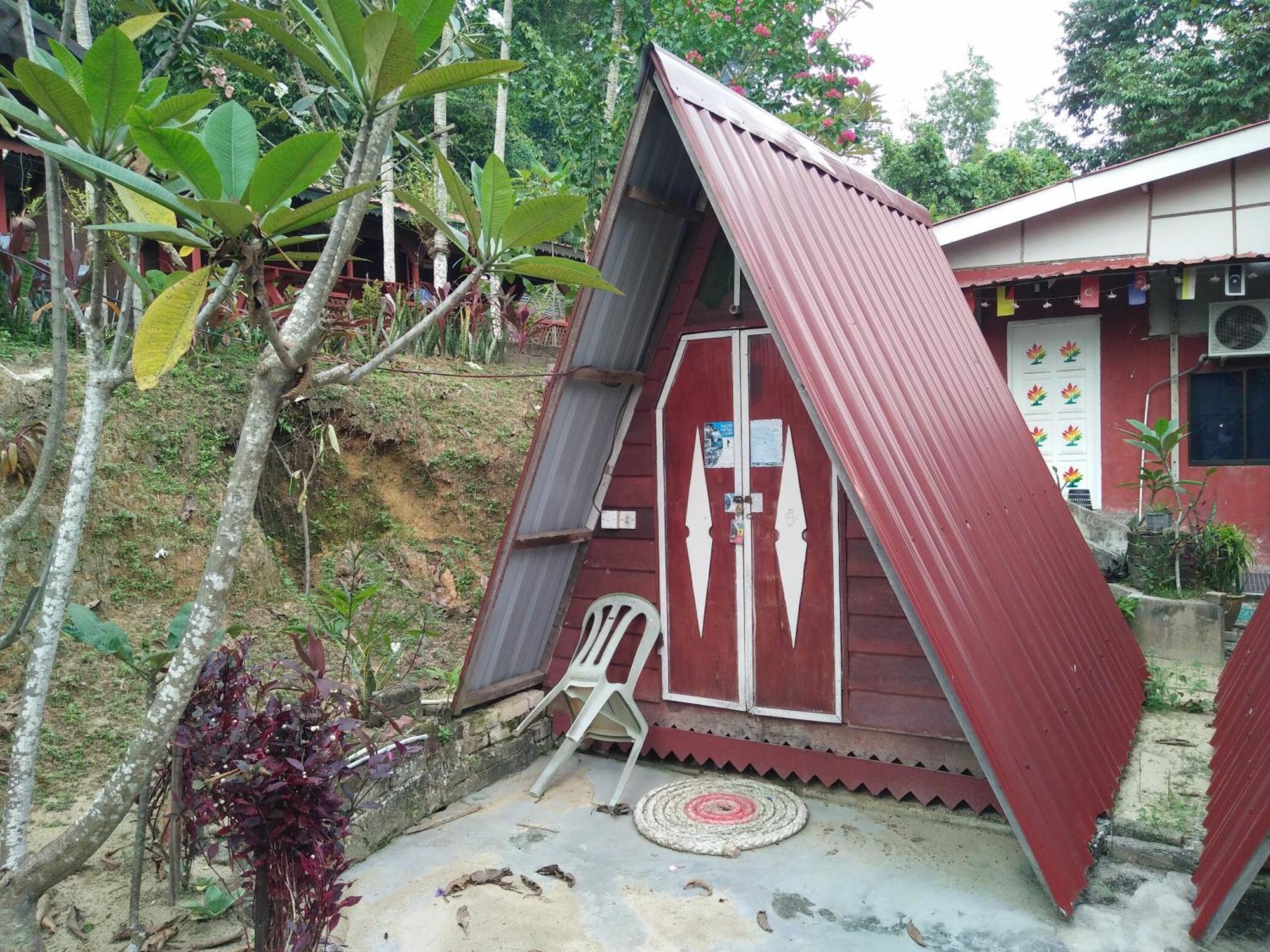 Готель Nazri Nipah Camp Pangkor Кампунг-Телюк-Ніпа Номер фото